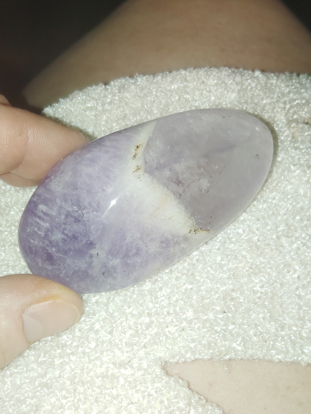 Amethyst Palm Stone - Purple Gemstone Relaxation